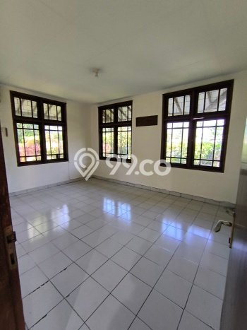 Rumah Elit Modern Tanpa Renovasi di Serpong Villa Melati Mas Tangerang Selatan Rumah Elit Modern Tanpa Renovasi di Serpong Villa Melati Mas Tangerang Selatan