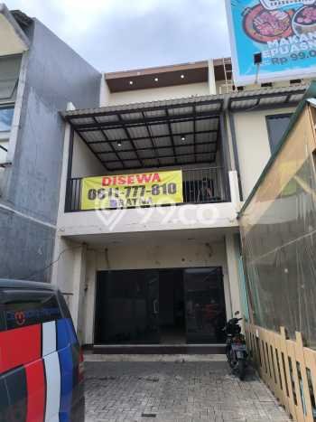 Ruko Disewa di Tangerang dengan LB 300m2 Area Komersial Ramai Ruko Disewa di Tangerang dengan LB 300m2 Area Komersial Ramai