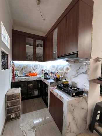 Rumah Luas Asri 4 KT Siap Pakai di BSD Nusaloka Tangerang Rumah Luas Asri 4 KT Siap Pakai di BSD Nusaloka Tangerang