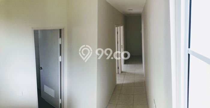 Rumah Nyaman area , 3 KT, Area Tenang, Luas 32m2m² Bangunan 90m2m² Rumah Nyaman area , 3 KT, Area Tenang, Luas 32m2m² Bangunan 90m2m²
