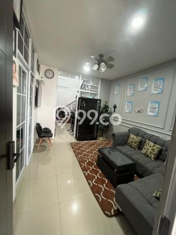 Dijual Rumah 5 Kamar Lokasi Ideal Bagus dan Strategis di Karawaci Dijual Rumah 5 Kamar Lokasi Ideal Bagus dan Strategis di Karawaci