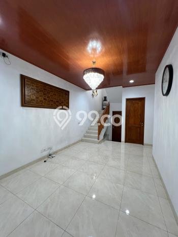 Rumah Luxury Modern Tanpa Renovasi di Banjar Wijaya Tangerang Rumah Luxury Modern Tanpa Renovasi di Banjar Wijaya Tangerang
