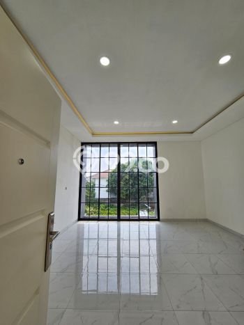 Jual Rumah Eksklusif 4 KT di Kav DKI, Jakarta Barat Jual Rumah Eksklusif 4 KT di Kav DKI, Jakarta Barat