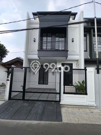 Rumah Luas Asri 3 KT Siap Pakai di BSD Griya Loka Tangerang Rumah Luas Asri 3 KT Siap Pakai di BSD Griya Loka Tangerang