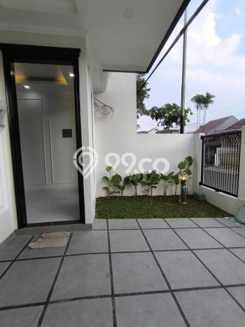 Rumah Luas Asri 3 KT Siap Pakai di BSD Griya Loka Tangerang Rumah Luas Asri 3 KT Siap Pakai di BSD Griya Loka Tangerang