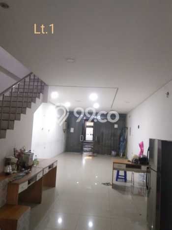 Ruko Dijual di Jakarta Pusat LT 64m2 & LB 445m2 Lokasi Terbaik! Ruko Dijual di Jakarta Pusat LT 64m2 & LB 445m2 Lokasi Terbaik!