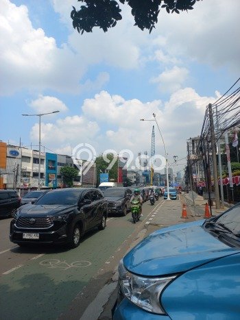 Ruko Dijual di Jakarta Pusat LT 64m2 & LB 445m2 Lokasi Terbaik! Ruko Dijual di Jakarta Pusat LT 64m2 & LB 445m2 Lokasi Terbaik!