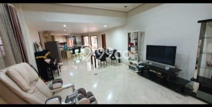 For Sale! Luxury House LT 350m2 Desain Modern di Thamrin For Sale! Luxury House LT 350m2 Desain Modern di Thamrin