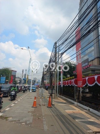 Ruko Dijual di Jakarta Pusat LT 64m2 & LB 445m2 Lokasi Terbaik! Ruko Dijual di Jakarta Pusat LT 64m2 & LB 445m2 Lokasi Terbaik!