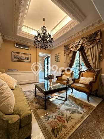 Ready to Use! Premium House LT 353m2 Desain Modern di Pondok Indah Ready to Use! Premium House LT 353m2 Desain Modern di Pondok Indah