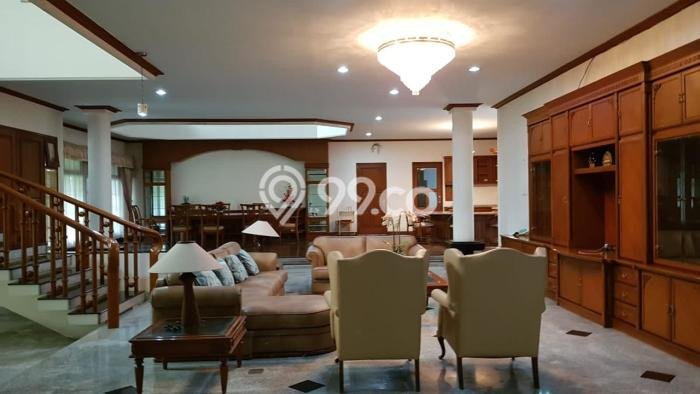 Rumah Elit Modern Tanpa Renovasi di Kota Baru Yogyakarta Rumah Elit Modern Tanpa Renovasi di Kota Baru Yogyakarta