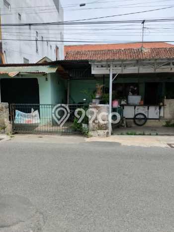 Rumah Eksklusif Siap Huni LT 300m2 di Depok, Sleman Rumah Eksklusif Siap Huni LT 300m2 di Depok, Sleman