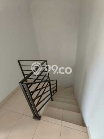Rumah Strategis Minimalis Lb 130m2 di Sleman, Sleman Rumah Strategis Minimalis Lb 130m2 di Sleman, Sleman
