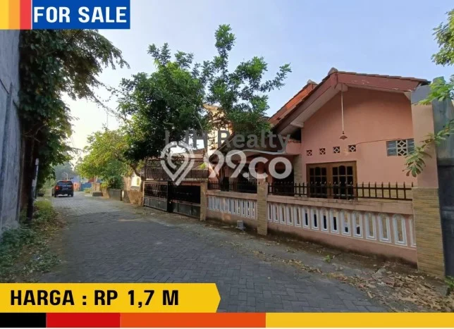 Rumah Kost untuk Dijual di Maguwoharjo Punya 15 Kamar Rumah Kost untuk Dijual di Maguwoharjo Punya 15 Kamar