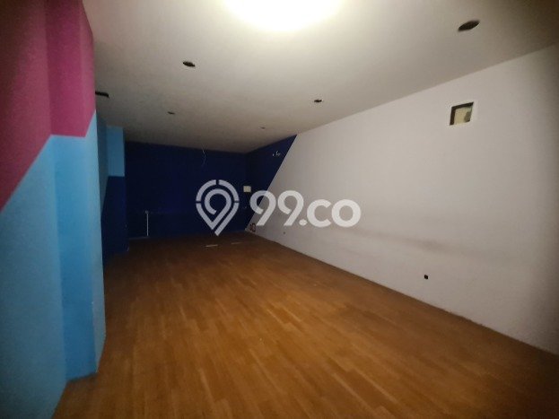 Disewakan Ruko di Kawasan Ramai Grogol Luas 672m2 Disewakan Ruko di Kawasan Ramai Grogol Luas 672m2