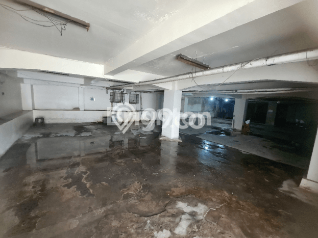 Ruko Disewa di Jakarta Selatan dengan LB 198m2 Area Komersial Ramai Ruko Disewa di Jakarta Selatan dengan LB 198m2 Area Komersial Ramai