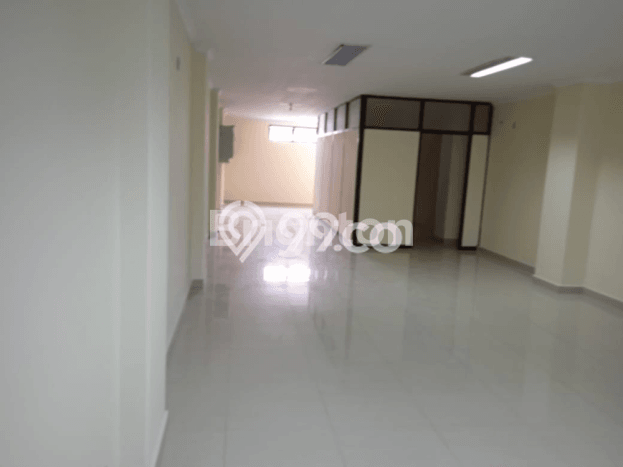 Ruko Disewa di Jakarta Pusat dengan LB 340m2 Area Komersial Ramai Ruko Disewa di Jakarta Pusat dengan LB 340m2 Area Komersial Ramai
