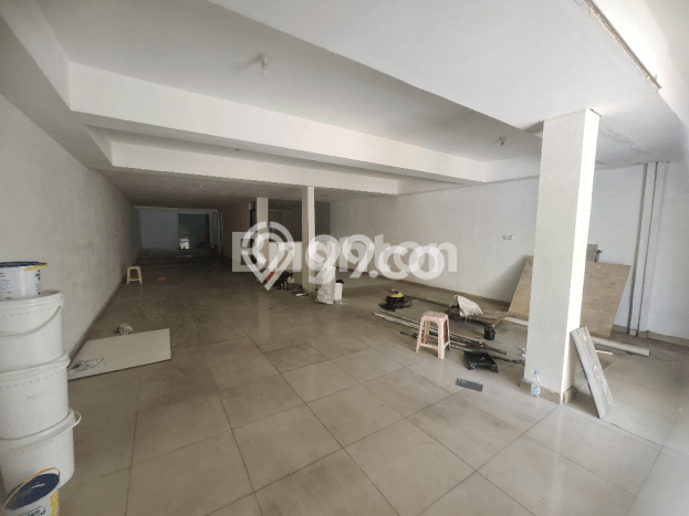 Ruko untuk Disewa di Pusat Jakarta Barat Luas Bangunan 437m2 Ruko untuk Disewa di Pusat Jakarta Barat Luas Bangunan 437m2