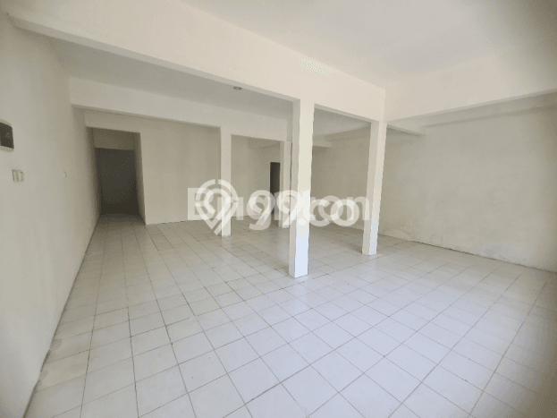 Ruko untuk Disewa di Pusat Jakarta Barat Luas Bangunan 437m2 Ruko untuk Disewa di Pusat Jakarta Barat Luas Bangunan 437m2