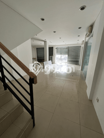 Dijual! Ruko di Bendungan Hilir Jakarta Pusat LT 182m2 / LB 240m2 Kawasan Strategis Dijual! Ruko di Bendungan Hilir Jakarta Pusat LT 182m2 / LB 240m2 Kawasan Strategis