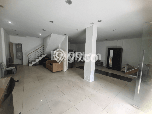 Dijual! Ruko di Bendungan Hilir Jakarta Pusat LT 182m2 / LB 240m2 Kawasan Strategis Dijual! Ruko di Bendungan Hilir Jakarta Pusat LT 182m2 / LB 240m2 Kawasan Strategis