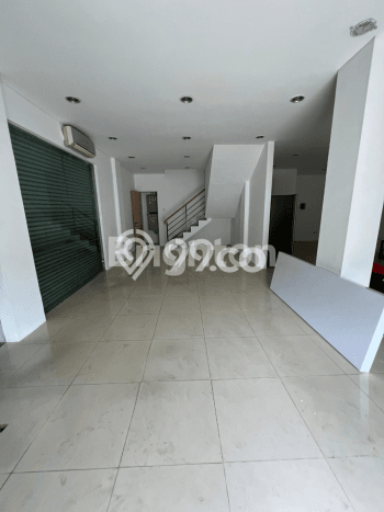 Dijual! Ruko di Bendungan Hilir Jakarta Pusat LT 182m2 / LB 240m2 Kawasan Strategis Dijual! Ruko di Bendungan Hilir Jakarta Pusat LT 182m2 / LB 240m2 Kawasan Strategis