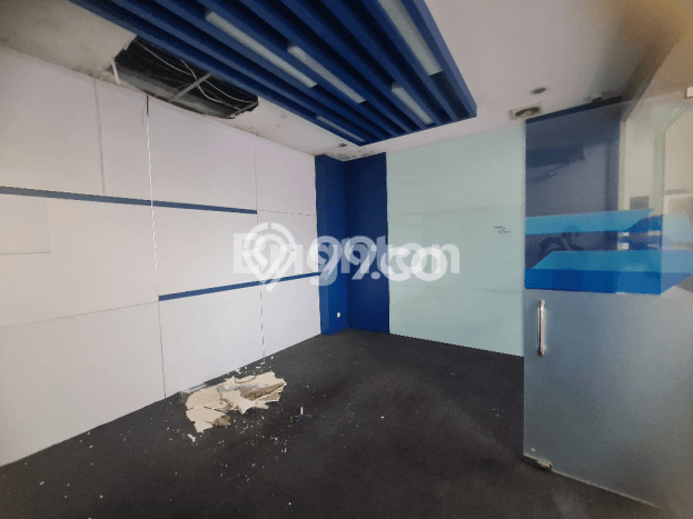 Disewakan Ruko di Kawasan Ramai Senayan Luas 330m2 Disewakan Ruko di Kawasan Ramai Senayan Luas 330m2