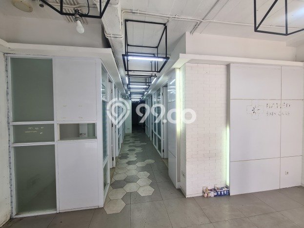 FOR RENT! Ruko di Pondok Indah Cocok untuk Bisnis 850m2 FOR RENT! Ruko di Pondok Indah Cocok untuk Bisnis 850m2