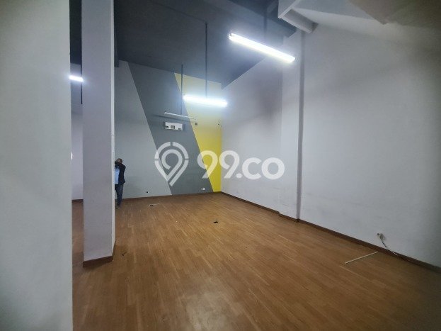 Disewakan Ruko di Kawasan Ramai Grogol Luas 672m2 Disewakan Ruko di Kawasan Ramai Grogol Luas 672m2