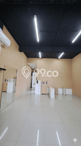 Disewakan Ruko di Kawasan Ramai Senayan Luas 360m2 Disewakan Ruko di Kawasan Ramai Senayan Luas 360m2