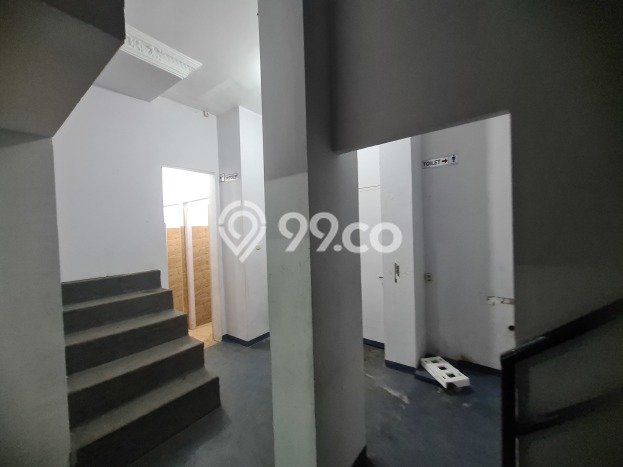 Disewakan Ruko di Kawasan Ramai Grogol Luas 672m2 Disewakan Ruko di Kawasan Ramai Grogol Luas 672m2