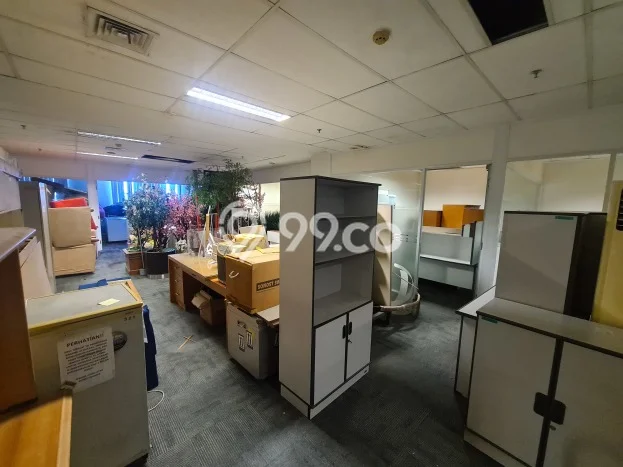 Unit Kantor Disewakan di Puri Indah di Area Ramai & Strategis Unit Kantor Disewakan di Puri Indah di Area Ramai & Strategis