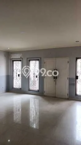 Disewakan Ruko di Pusat Kota Jakarta Selatan Ramai Strategis Disewakan Ruko di Pusat Kota Jakarta Selatan Ramai Strategis