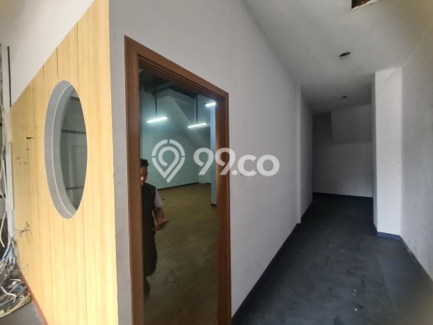 Disewakan Ruko di Kawasan Ramai Grogol Luas 672m2 Disewakan Ruko di Kawasan Ramai Grogol Luas 672m2