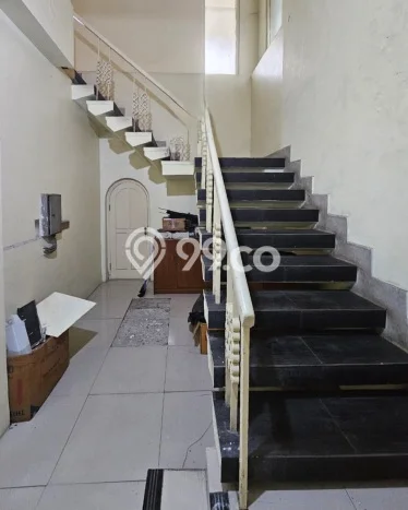 Unit Komersial Disewa Lokasi Menteng, Jakarta Pusat Spesifikasi Luas Bangunan 600m2 Unit Komersial Disewa Lokasi Menteng, Jakarta Pusat Spesifikasi Luas Bangunan 600m2