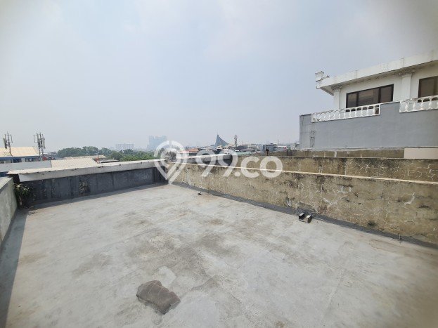 Disewakan Ruko di Kawasan Ramai Grogol Luas 672m2 Disewakan Ruko di Kawasan Ramai Grogol Luas 672m2