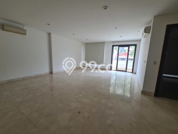 Sewa Rumah Modern di Menteng Siap Huni dan Kondisi Bagus Sewa Rumah Modern di Menteng Siap Huni dan Kondisi Bagus