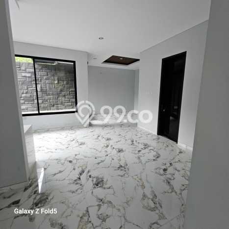 Tempat Strategis! Vila Kawasan Pandaan, Luas 268m2m², Kondisi Prima Tempat Strategis! Vila Kawasan Pandaan, Luas 268m2m², Kondisi Prima