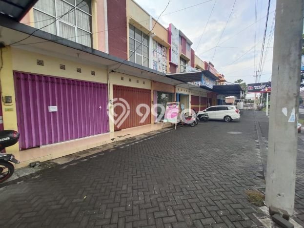 Lokasi Strategis! Dijual Ruko Bisnis di Tempeh, Lumajang Kondisi Bagus Lokasi Strategis! Dijual Ruko Bisnis di Tempeh, Lumajang Kondisi Bagus