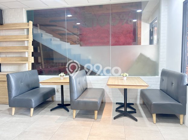 Unit Kantor Tersedia di Seminyak Spesifikasi LB 95m2 Unit Kantor Tersedia di Seminyak Spesifikasi LB 95m2