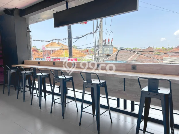 Unit Kantor Tersedia di Seminyak Spesifikasi LB 95m2 Unit Kantor Tersedia di Seminyak Spesifikasi LB 95m2