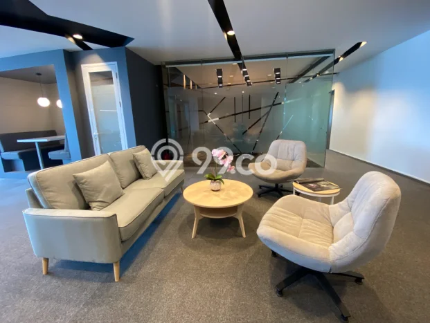Disewakan Kantor di Kawasan Ramai SCBD Luas 15m2 Disewakan Kantor di Kawasan Ramai SCBD Luas 15m2