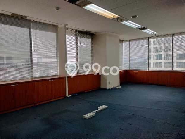 Unit Kantor Disewakan di Thamrin di Area Ramai & Strategis Unit Kantor Disewakan di Thamrin di Area Ramai & Strategis