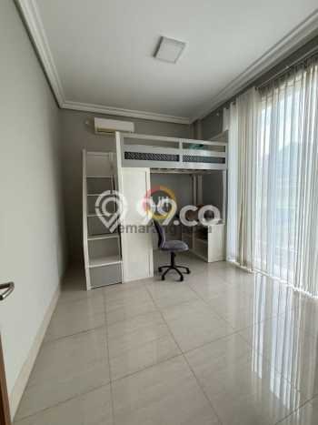 RARE UNIT! Rumah di Candi Golf, 4 KT, Pemandangan Kota, Luas 207m² LB 250m² RARE UNIT! Rumah di Candi Golf, 4 KT, Pemandangan Kota, Luas 207m² LB 250m²