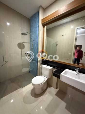 RARE UNIT! Rumah di Candi Golf, 4 KT, Pemandangan Kota, Luas 207m² LB 250m² RARE UNIT! Rumah di Candi Golf, 4 KT, Pemandangan Kota, Luas 207m² LB 250m²