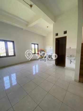 Ruko Dijual Lokasi Emas di Semarang Timur Luas 450m2 Ruko Dijual Lokasi Emas di Semarang Timur Luas 450m2