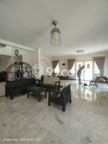 For Sale! Premium House LT 685m2 Desain Modern di Sentul City For Sale! Premium House LT 685m2 Desain Modern di Sentul City