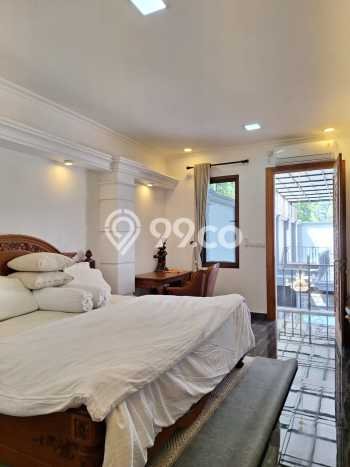 Rumah Mewah LB 800m2 Siap Pakai Desain Elegan di Sentul City, Bogor Rumah Mewah LB 800m2 Siap Pakai Desain Elegan di Sentul City, Bogor
