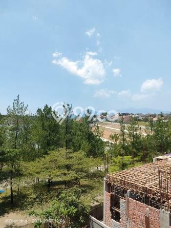 For Sale! Premium House LT 685m2 Desain Modern di Sentul City For Sale! Premium House LT 685m2 Desain Modern di Sentul City