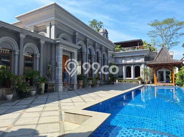 Rumah Mewah LB 800m2 Siap Pakai Desain Elegan di Sentul City, Bogor Rumah Mewah LB 800m2 Siap Pakai Desain Elegan di Sentul City, Bogor